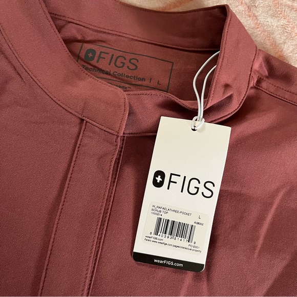 FIGS- Rafaela Oversized Scrub Top in mauve - Picture 6 of 6